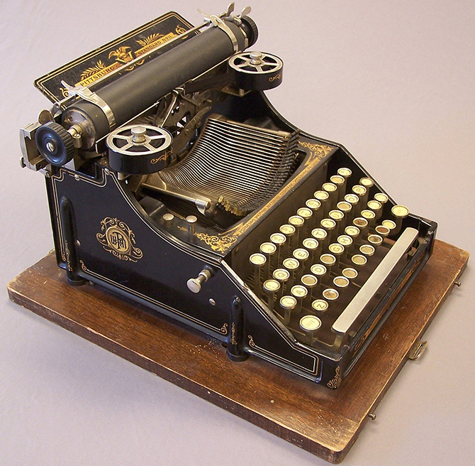 "Typewriter"Iconic Design Objects: Vintage Style