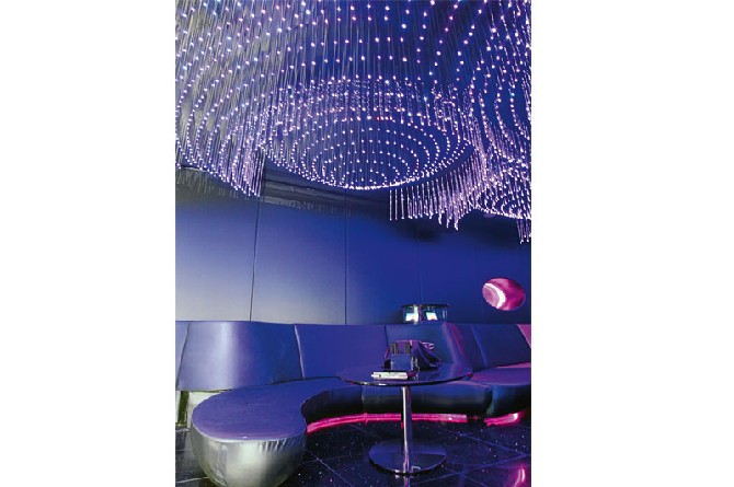 Examples of Modern Light Fixtures for NightClubs