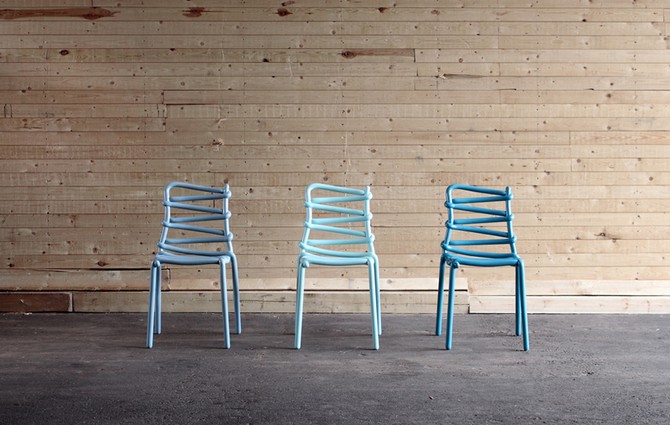 markus johansson designs a loop chair at salone satellite 1