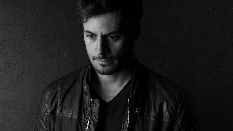 548090ab1a3165475b8610e354980x550-zanini