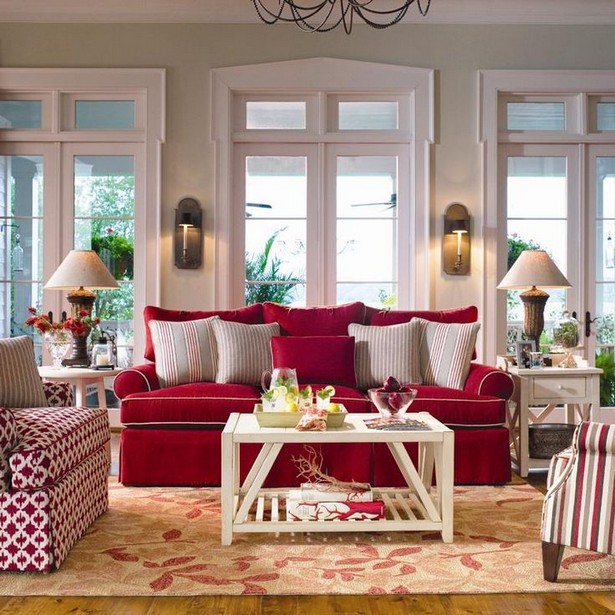Red Alert! How to decorate with white and red