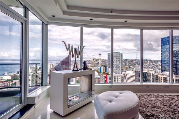 The Inspiration for “Fifty Shades of Grey” Apartment