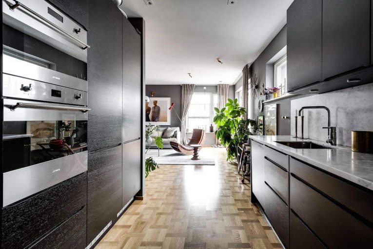 A stylish Scandinavian apartment in sleek shades of grey
