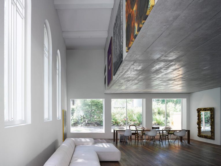Renovation- Traditional Churches Become Modern Homes10