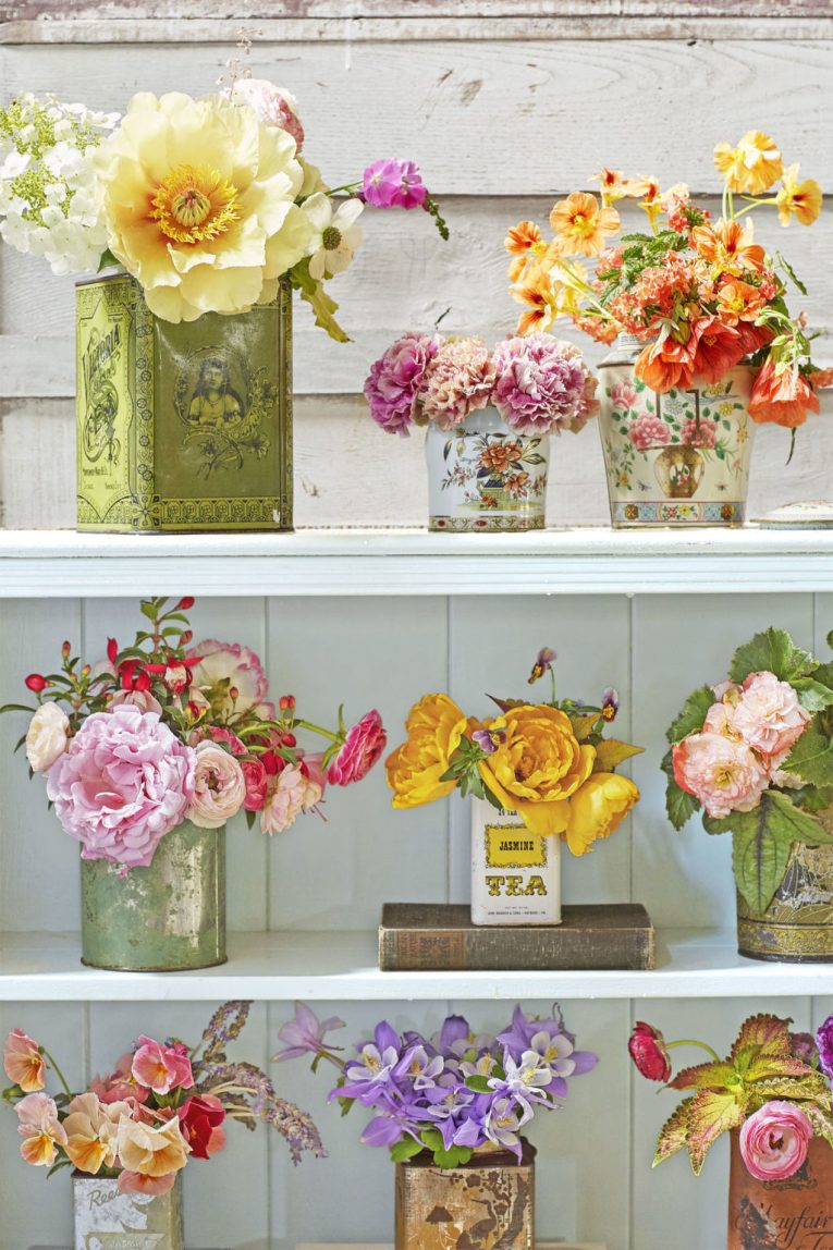 How to Use Vintage Pieces for Flowers Displays 2