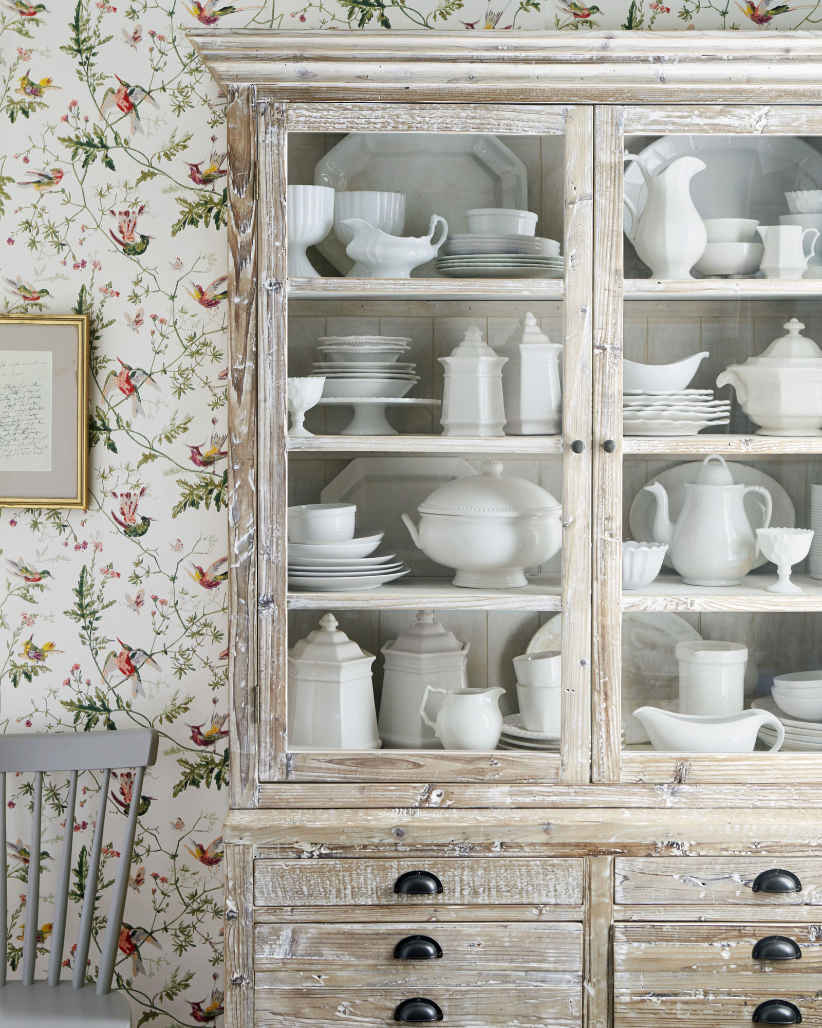 Vintage Home Decor Ideas to Steal From Grandma's House 3