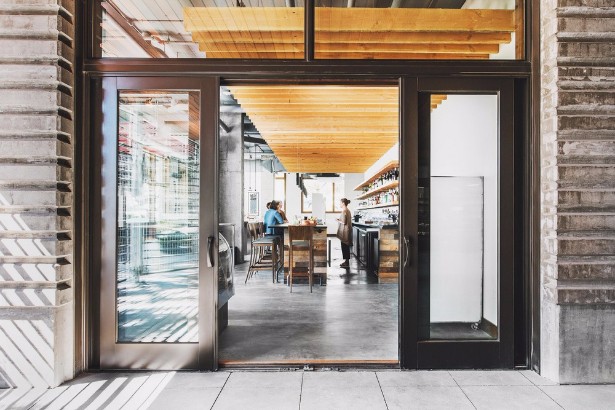 Outstanding Industrial Design Restaurant Near Seattle’s Downtown
