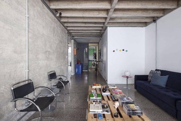 Meet this Brazilian Industrial Apartment