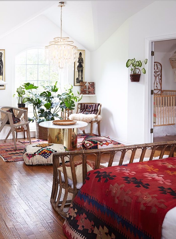 You will be amazed with this private mid-century home