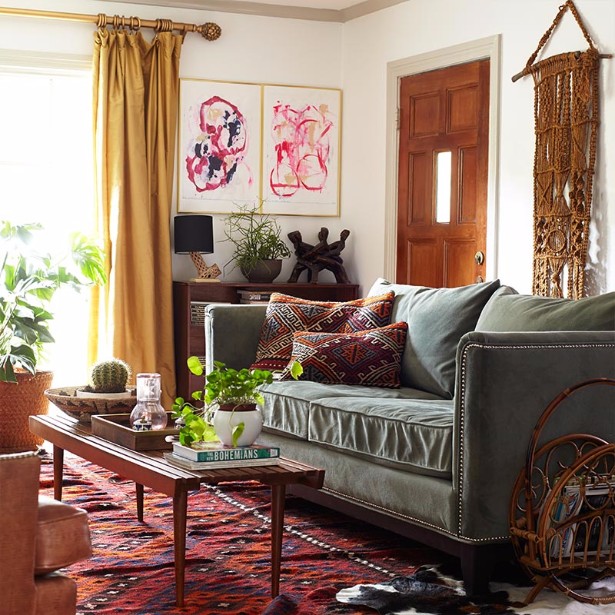 You will be amazed with this private mid-century home