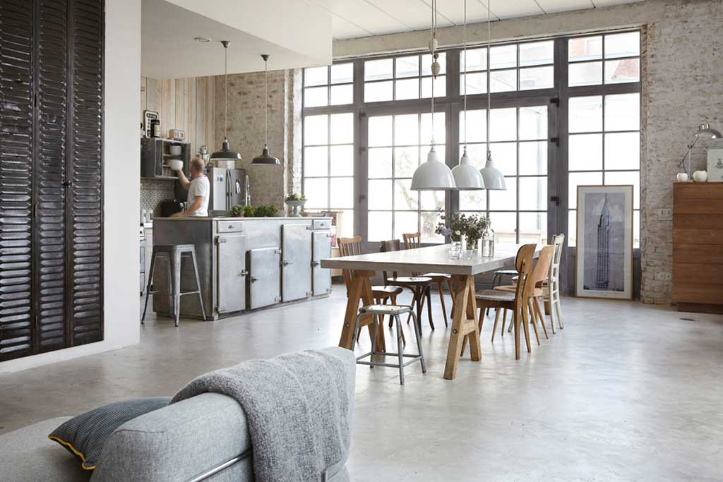 Discover this Industrial Romantic Home Style! 4