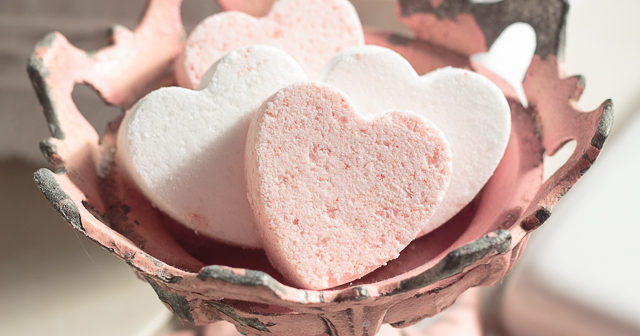 Get Your S.O The Best Vintage Valentine's Day Gifts of Ever! 9