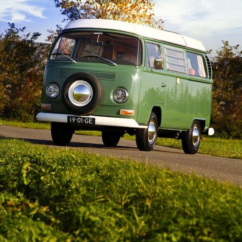 Vintage Style For Today_ Camper Vans to Travel are The Best! (2)