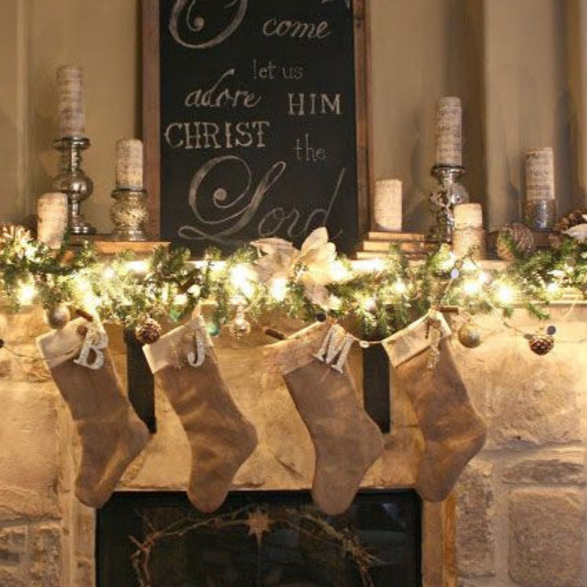 What's Hot On Pinterest Christmas Decoration Ideas For Your Home! (4)