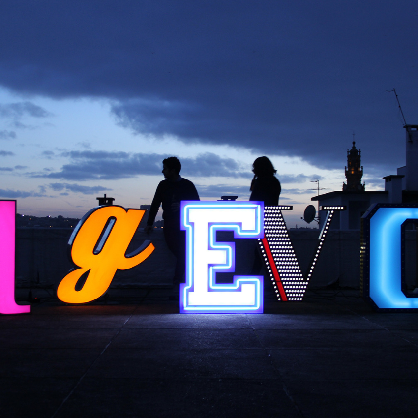 What’s Hot On Pinterest Graphic Lighting For Your Summer ! (7)